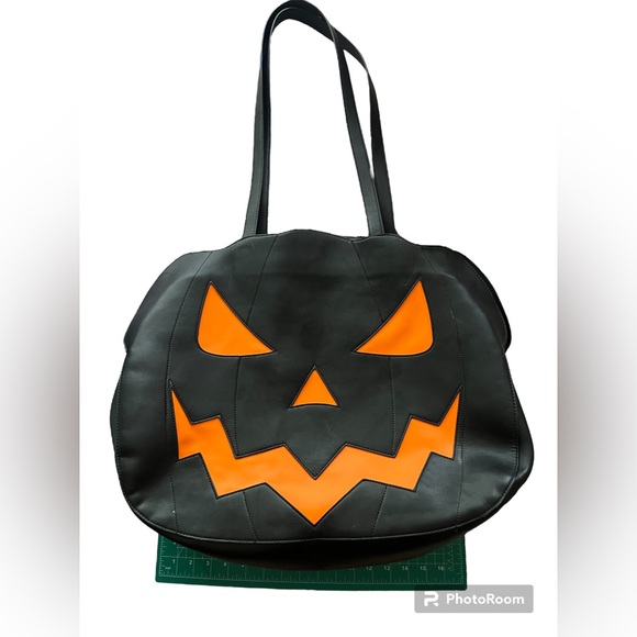 Dolls Kill Handbags - Dolls kill Jumbo jack o lantern bag